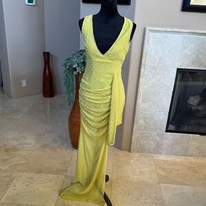 PrettyLittleThing Lemon Polka Dot Maxi Dress